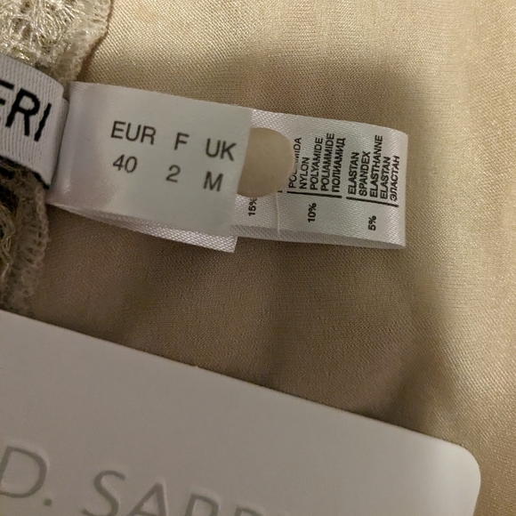 Body corset silk and gold embroidery - Picture 4 of 16